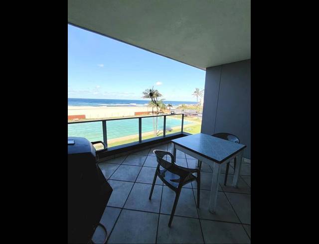 3 BEDROOM APARTMENT FOR SALE IN MARGATE BEACH